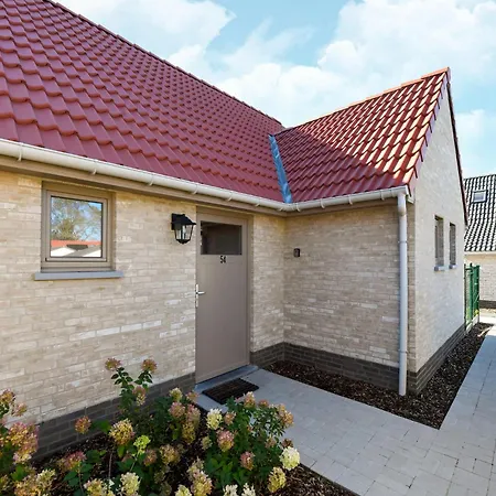 Holiday home Cozy Polder House On The Westhinder Domain, Cleaning Included *