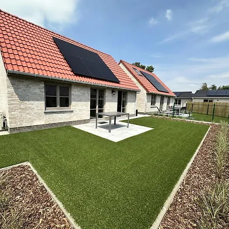 Cozy Polder House On The Westhinder Domain, Cleaning Included Holiday home *
