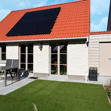 Cozy Polder House On The Westhinder Domain, Cleaning Included Holiday home Koksijde
